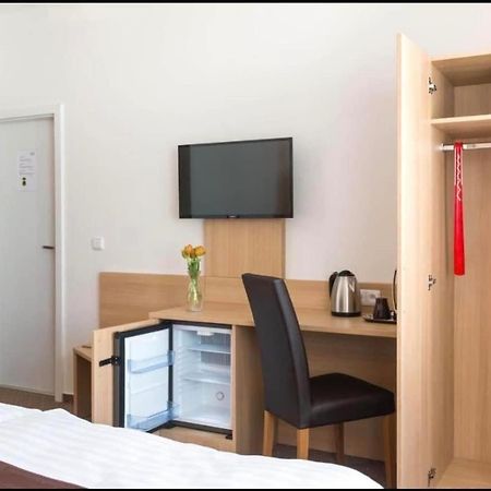 Hotel Karlin Prag Exteriör bild