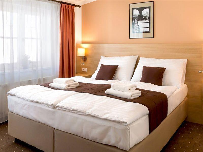 Hotel Karlin Prag Exteriör bild