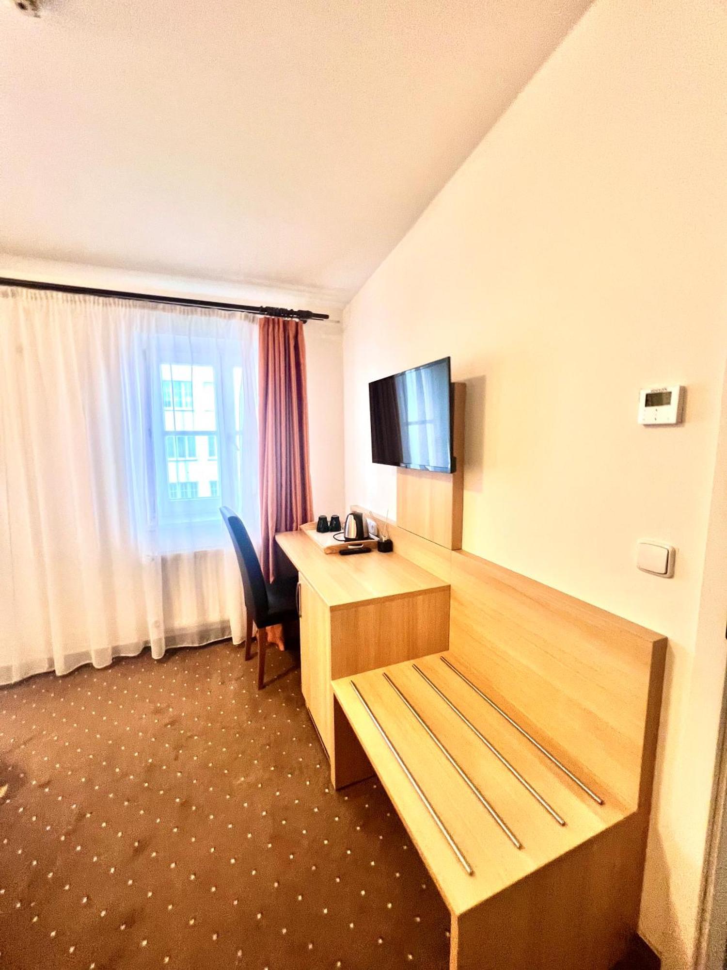 Hotel Karlin Prag Exteriör bild