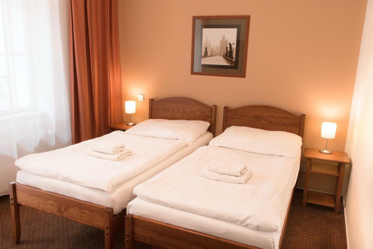 Hotel Karlin Prag Exteriör bild