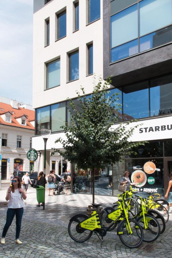Hotel Karlin Prag Exteriör bild